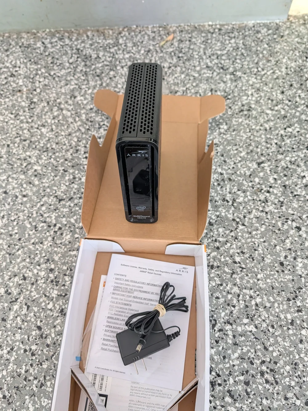 ARRIS SURFboard SBG10 Black Wi‑Fi Cable Modem